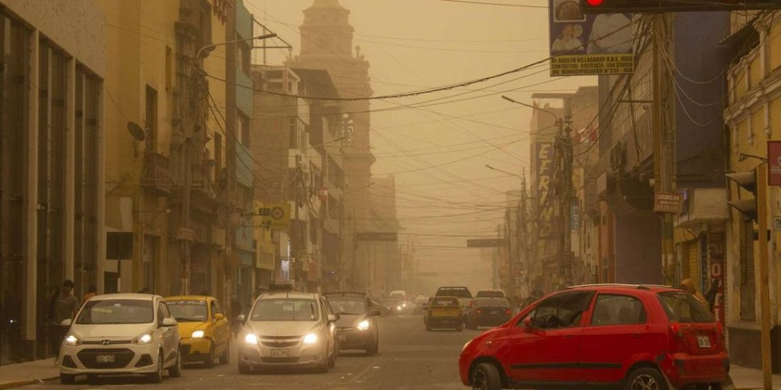 Kota-kota di Peru Terdampak Badai Pasir yang Menghancurkan