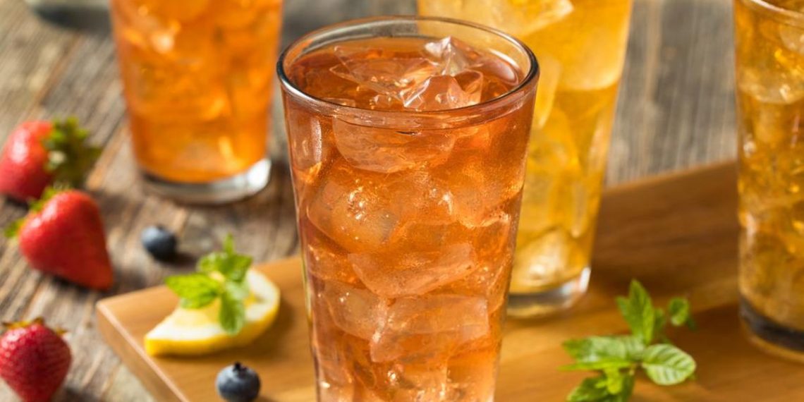 Dampak Sering Minum Es Teh bagi Kesehatan Tubuh Anda