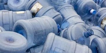 Kiamat Air di Arab, Warga Antre untuk Belanja dan Danau Kering Kerontang