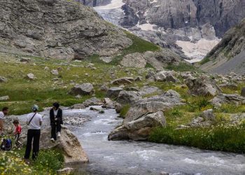 Gletser Turki Menjadi Korban Terbaru Fenomena Neraka Bocor