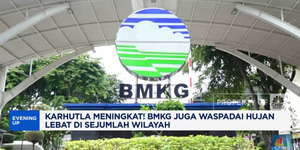 Karhutla Terpantau oleh Satelit dan BMKG Siaga Cuaca Ekstrem