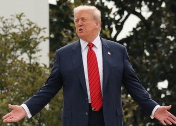 Trump Gugat California Terkait Isu Kiamat di Tengah Panasnya Situasi AS