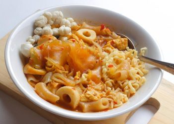 Seblak Viral di Thailand, Influencer dan Artis Terlibat dalam Mukbang