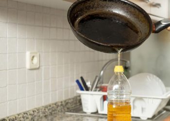 Buang Minyak Goreng Bekas dan Penukaran di Eco Future Fest