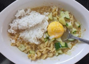 5 Cara Membuat Mi Instan Lebih Sehat Tanpa Mengurangi Kenikmatannya