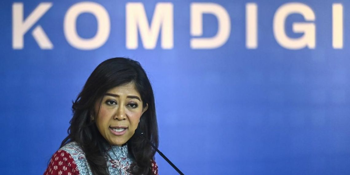 Menkominfo Klaim TikTok Sukarela Nonaktifkan Fitur Live saat Demo Memanas