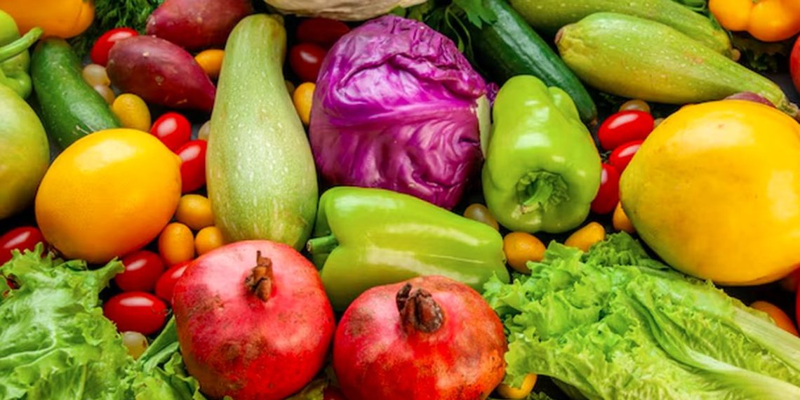 Studi Ungkap Daftar Buah dan Sayuran dengan Residu Pestisida Tertinggi