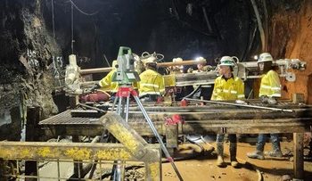 Tantangan Evakuasi 7 Pekerja Terjebak di Tambang Freeport