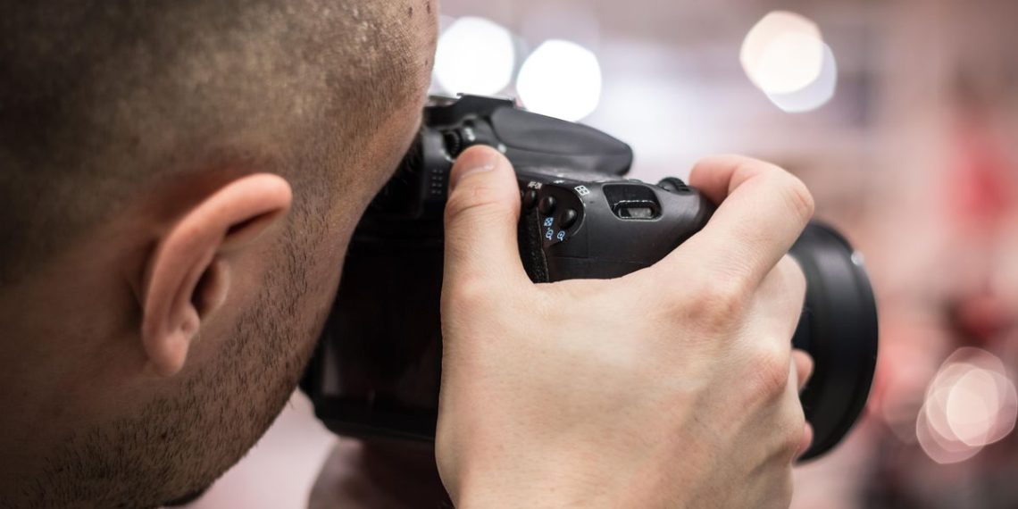 Jual Foto di Aplikasi Komdigi Membuat Resah, Undang Asosiasi untuk Tindak Lanjut