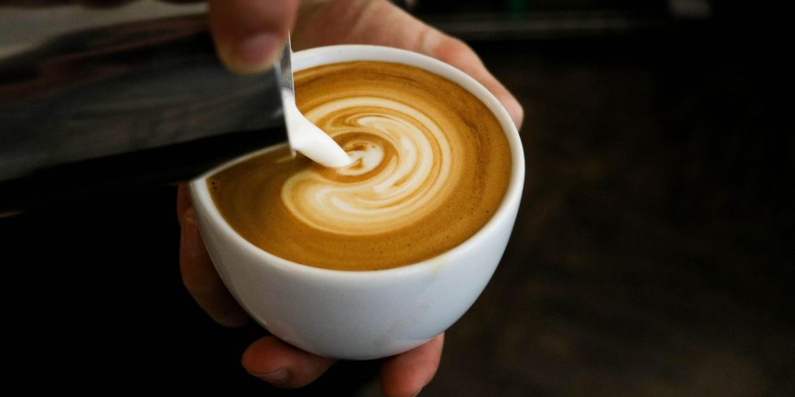 Cappuccino versus Ice Latte, Mana yang Lebih Sehat?