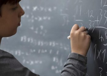 9 Makanan Meningkatkan Kecerdasan Otak Anak Agar Jadi Juara Kelas