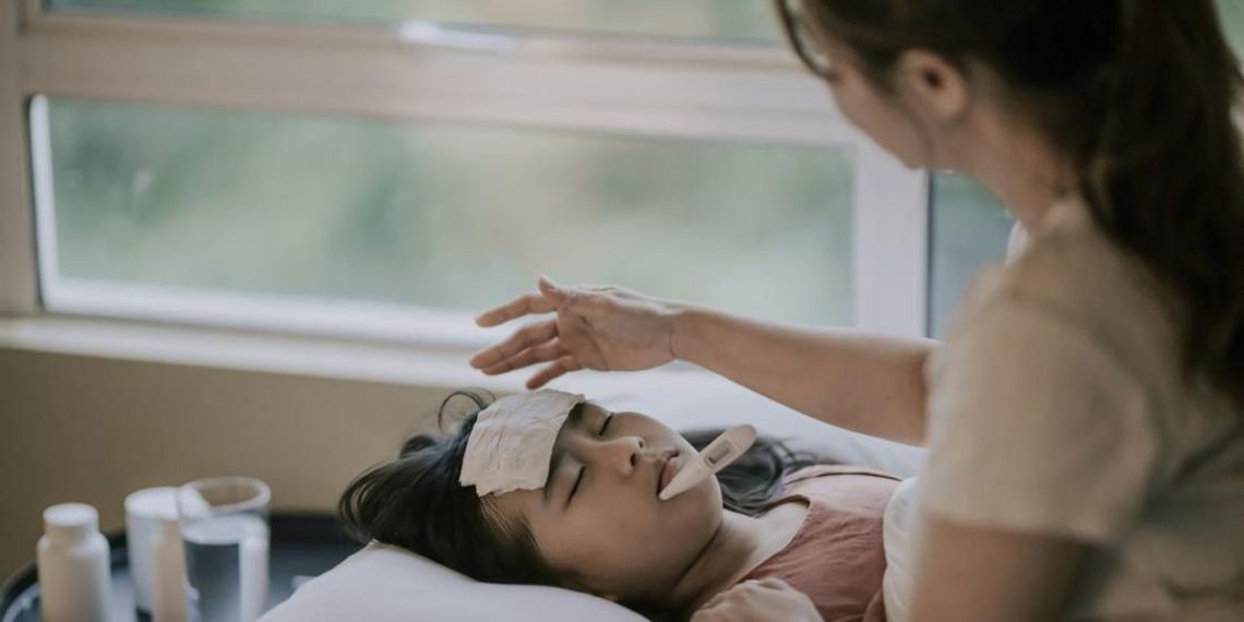 Kemenkes Catat Peningkatan Tren Kasus Flu ISPA