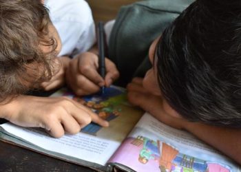 Rahasia Mental Baja Anak yang Terabaikan oleh Orang Tua dengan 7 Kesalahan Ini