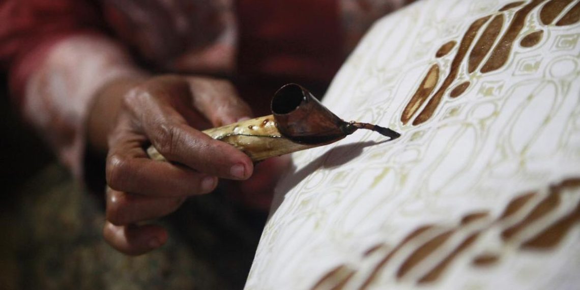 30 Ucapan Selamat Hari Batik 2025 untuk Merayakan Budaya dan Identitas Indonesia