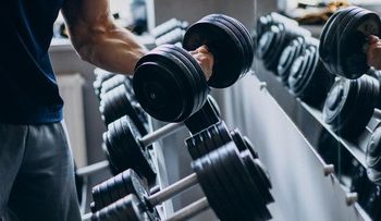 Olahraga yang Dapat Meningkatkan Kadar Hormon Seks Khusus untuk Pria