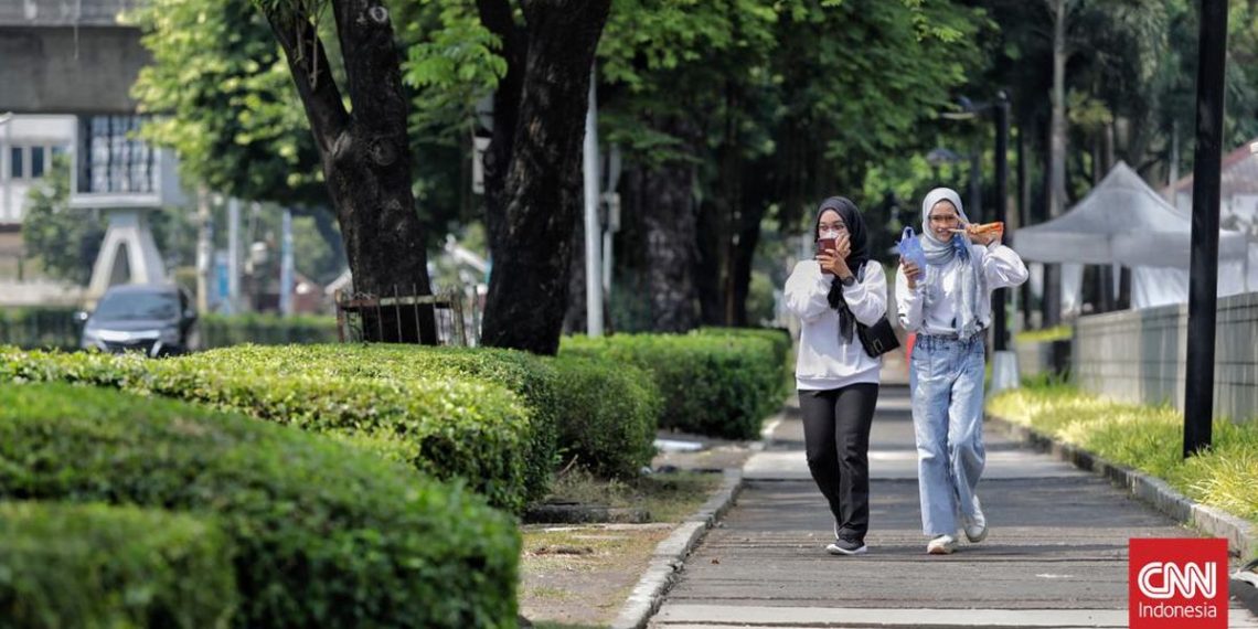 Durasi Tepat Olahraga Jalan Kaki agar Perut Tidak Buncit