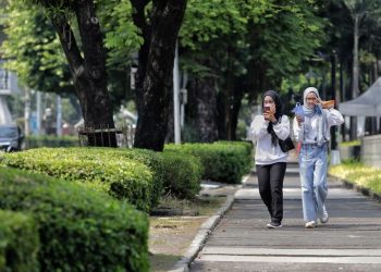 Durasi Tepat Olahraga Jalan Kaki agar Perut Tidak Buncit