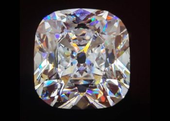 Perampok Museum Louvre Tidak Berani Sentuh Berlian Ini, Mengapa?