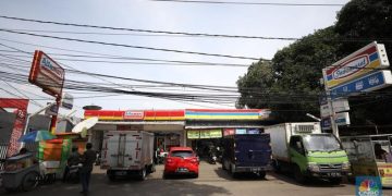 Alasan Mengapa Banyak Minimarket Berada Berdekatan Satu Sama Lain