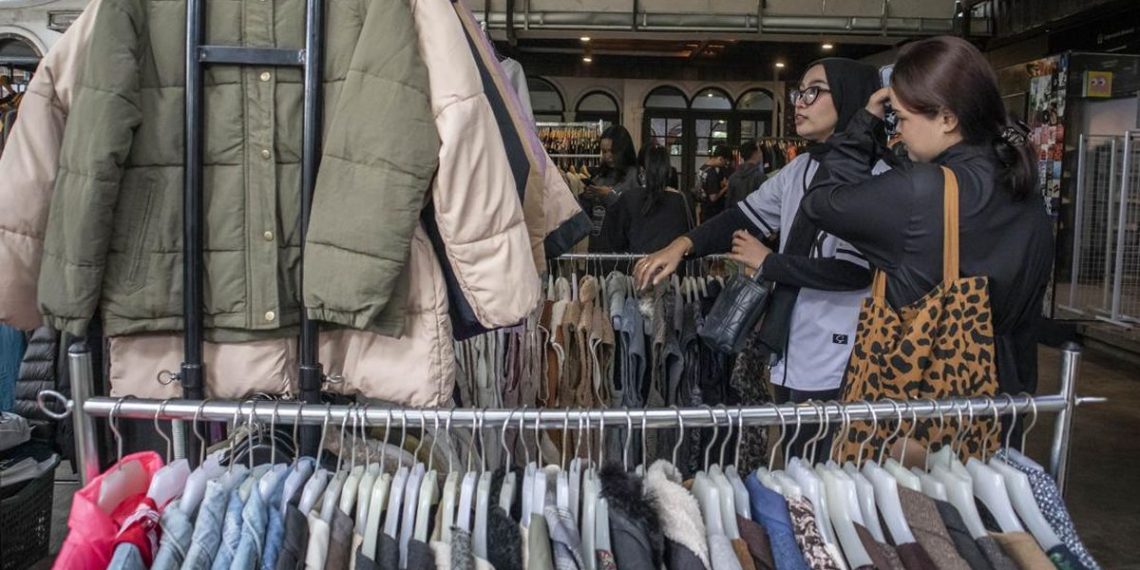 5 Alasan Mengapa Thrifting Menjadi Favorit, Lebih dari Sekadar Harga Murah