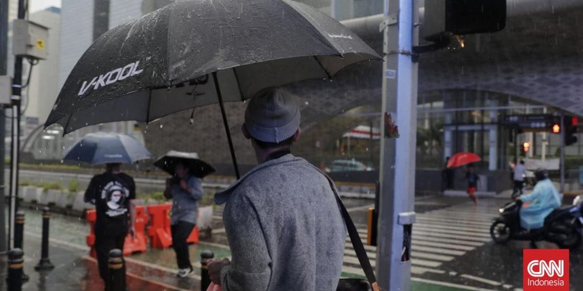 Siklon Tropis Serang Indonesia, Potensi Cuaca Ekstrem dalam Seminggu ke Depan