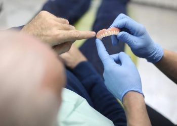 Syarat Gigi Palsu Ditanggung BPJS dan Prosedurnya