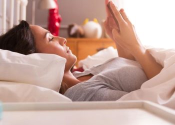 Pengertian FOMO, Penyebab, Dampak, dan Cara Mengatasi FOMO