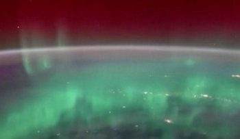 Penampakan Aurora Borealis Menari dari Stasiun Luar Angkasa yang Dahsyat