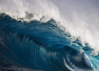 Megatsunami Setinggi 200 Meter Terekam Satelit Bikin Bumi Bergetar Selama 9 Hari