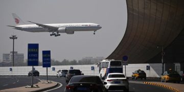 Maskapai China Perpanjang Tawaran Pengembalian Penuh Tiket Pesawat ke Jepang