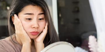 8 Cara Membuat Wajah Simetris dan Seimbang yang Dapat Dicoba