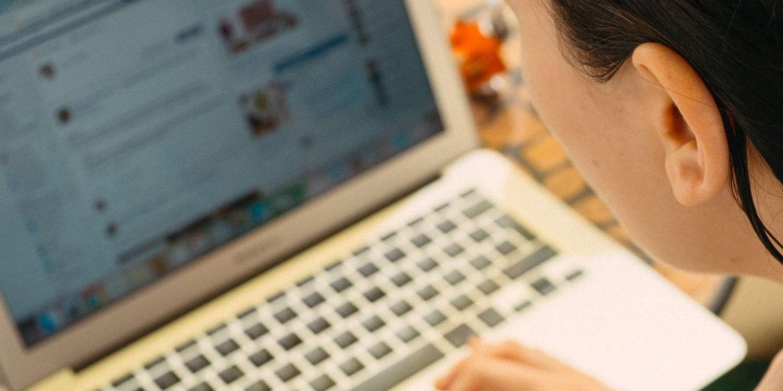 Panduan Lengkap Mengompres Ukuran File Foto Secara Daring dan Luring