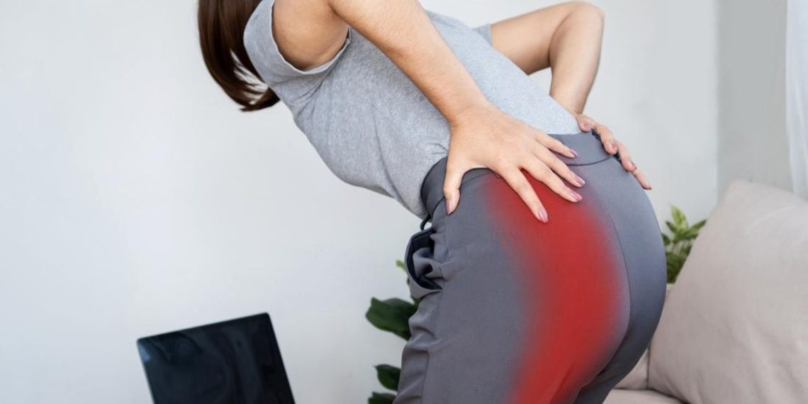 Waspadai Risiko Dead Butt Syndrome akibat Terlalu Lama Duduk