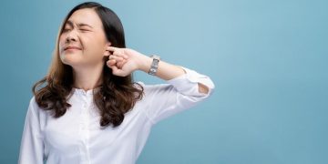 Mengenal Tinitus: Definisi, Faktor Penyebab, dan Cara Pengobatan