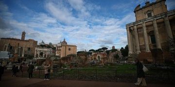 Jelajahi Situs Bersejarah Rumah Tua Misterius di Roma Secara Virtual