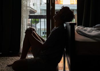 10 Kebiasaan Sederhana untuk Mengurangi Depresi dan Mengatasi Kesedihan